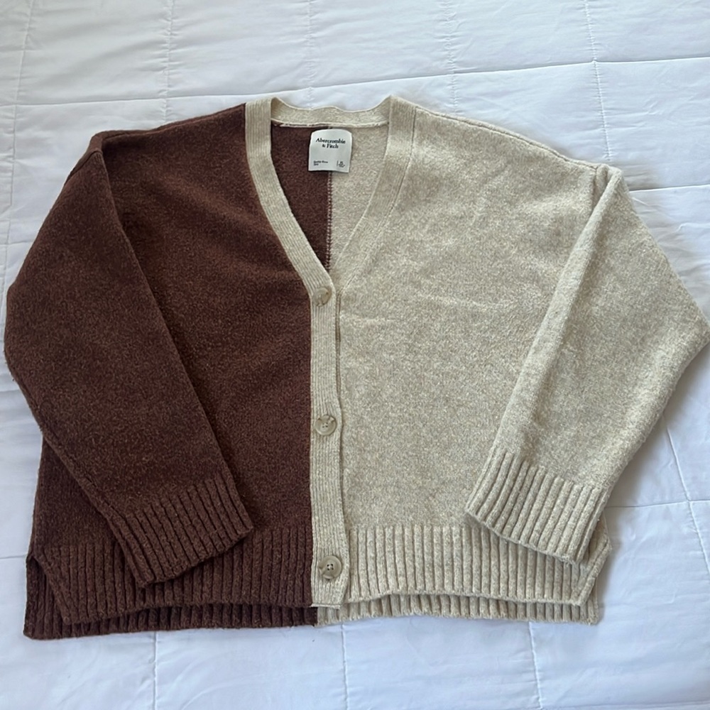 Abercrombie Short Cardigan